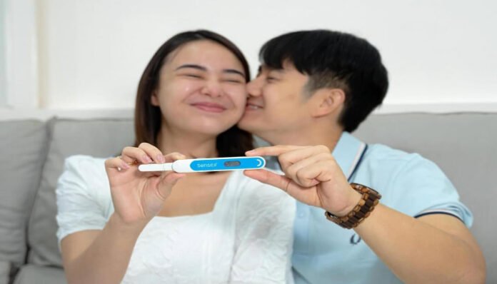 Amanda Manopo dan Kenny Austin pamerkan test pack positif (Instagram Amanda Manopo)