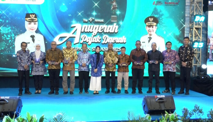 Bapenda Kabupaten Serang gelar Anugerah Pajak Daerah Ke-4, dorong peningkatan penerimaan pajak (Banten TV)