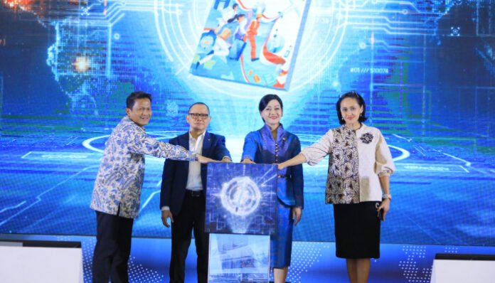 Peluncuran Buku Saku OJK Bagi Pekerja Migran, Senin, 10 November 2025.