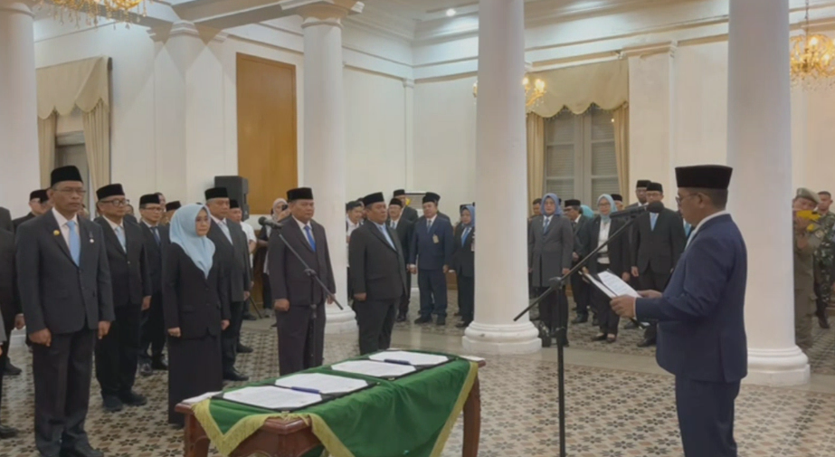 Wagub Dimyati menyebut pengangkatan adiknya sebagai Kepala Bapenda Provinsi Banten bukan praktik nepotisme (Bantentv.com/ Hendra)