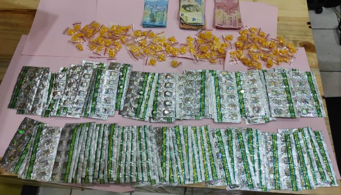 Polsek Jawilan mengungkap kasus pengederan 1.544 butir obat keras (Bantentv.com/ Imron)