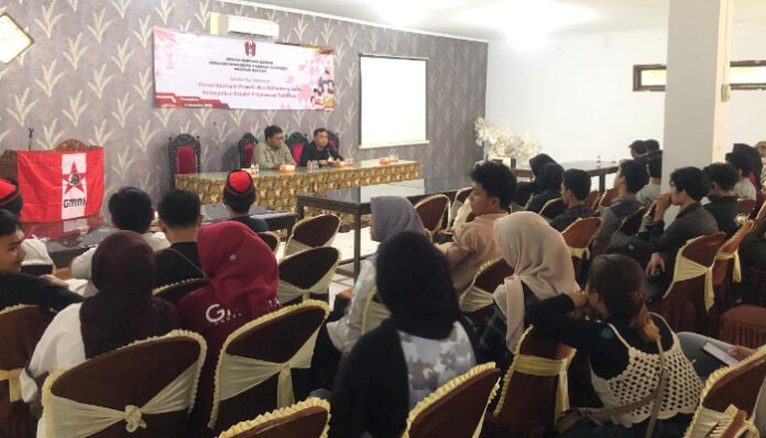 Suasana Diskusi Refleksi Hari Pahlawan yang digelar GMNI Banten di Pandeglang, Rabu, 5 November 2025.