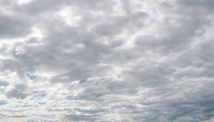 Ilustrasi cuaca berawan (Foto/iStockphoto)