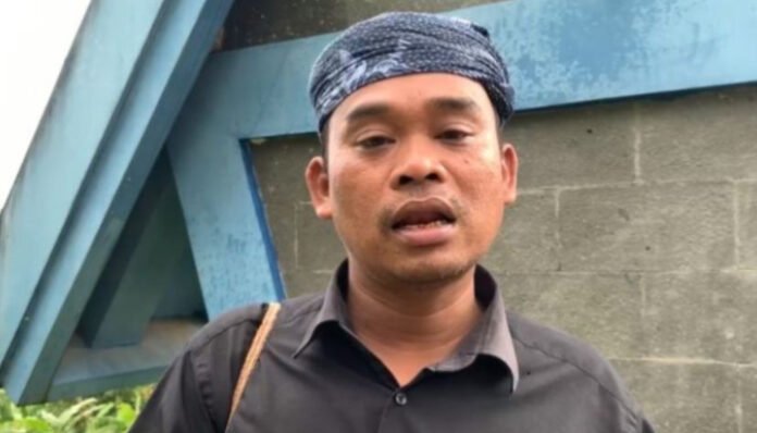 Jaro Kanekes Leuwi Damar Oom