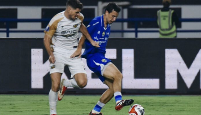 Persib Bandung vs Dewa United