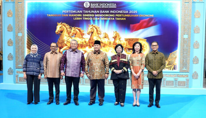 Presiden RI, Prabowo Subianto menghadiri agenda pertemuan tahunan Bank Indonesia di Jakarta.
