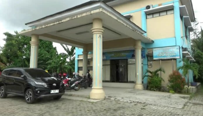 Ratusan Pelanggan Perumdam Tirta Madani Kota Serang Diputus