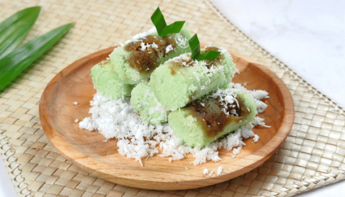 Kue Putu. Asal usul nama kuliner legendaris nusantara (Getty Images)