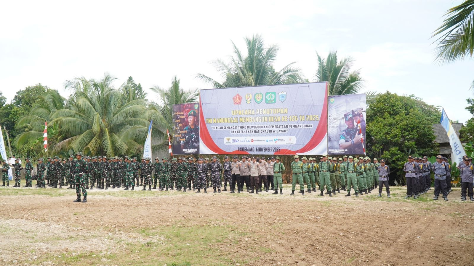 Pangdam III/Siliwangi resmi menutup kegiatan TMMD ke-126 di Pandeglang (Bantentv.com/ Rangga)