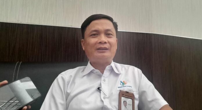 Kepala BPS Cilegon, Dadan Sudamardi. BPS Kota Cilegon mencatat bahwa lulusan SMK menjadi penyumbang terbesar angka pengangguran di daerah tersebut (Bantentv.com/ Ali)