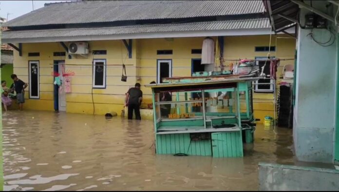 Tujuh kecamatan di Cilegon masuk zona rawan banjir saat musim hujan (Bantentv.com/ Ali)