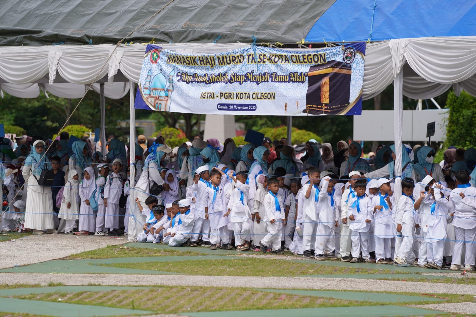 Ribuan Murid TK Se-Kota Cilegon Antusias mengikuti Manasik Haji