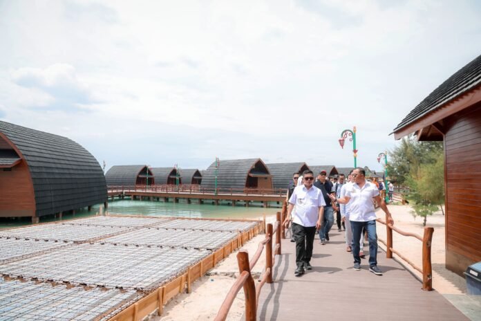 Gubernur Banten Andra Soni meresmikan Pulau Lima Resort pada Sabtu, 29 November 2025 (Bantentv.com/ Hendra)