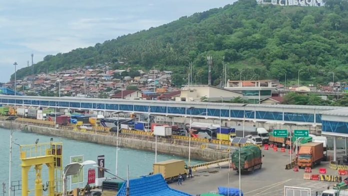 PT ASDP Indonesia Ferry menyiapkan diskon tarif penyeberangan sebesar 15 persen untuk menyambut libur nataru (Bantentv.com/ Ali)