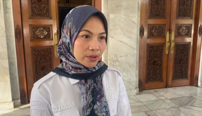 Bupati Serang Ratu Rachmatuzakiyah larang ASN cuti saat Nataru 2026. (Foto: Bantentv.com)
