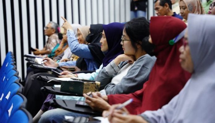 Indosat Bekali UMKM Strategi Digital Lewat Program GenSi. (Foto: Istimewa)