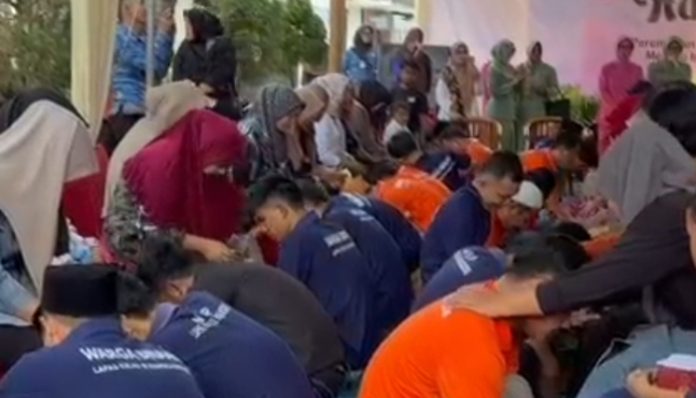 Isak Tangis Haru Warnai Peringatan Hari Ibu di Lapas Rangkasbitung