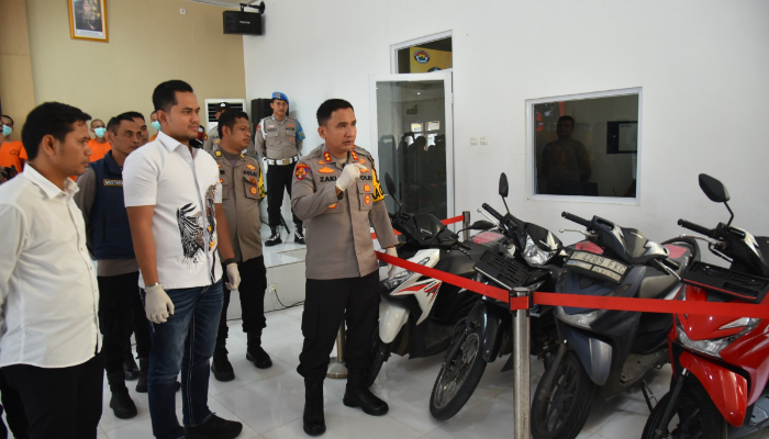 Kapolres Lebak Memaparkan Kasus Curanmor. (Foto: Bantentv.com)