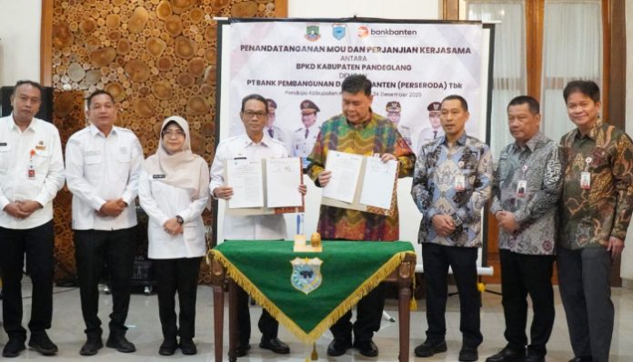 Pandeglang Resmi Kerja Sama dengan Bank Banten Kelola RKUD. (Foto: Istimewa)