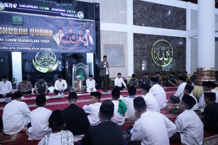 Istighosah Qubro digelar oleh Korem 064/Maulana Yusuf di Masjid Agung Ats-Tsauroh Kota Serang (Bantentv.com/ Imron)