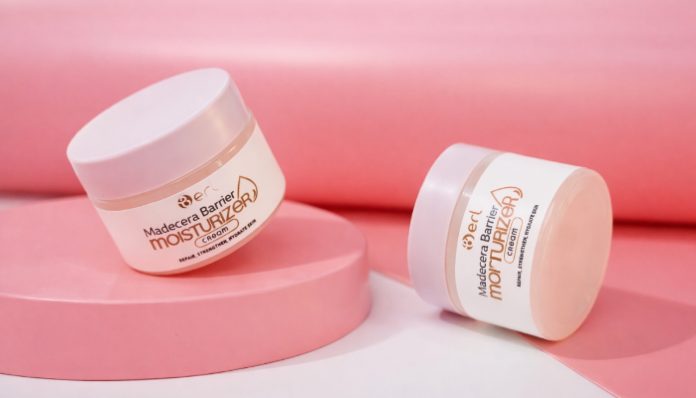 B ERL MadeCera Barrier Moisturizer Cream secara konsisten membantu memperbaiki dan menjaga skin barrier. (Foto: Bantentv.com)
