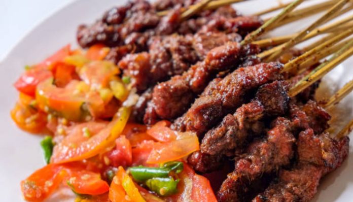 Ilustrasi Sate Kambing (Foto/iStockphoto)