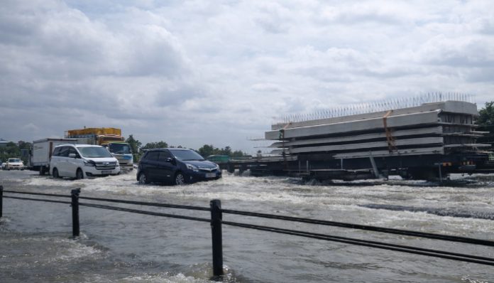 KM 50 Tol Tangerang–Merak Terendam Banjir
