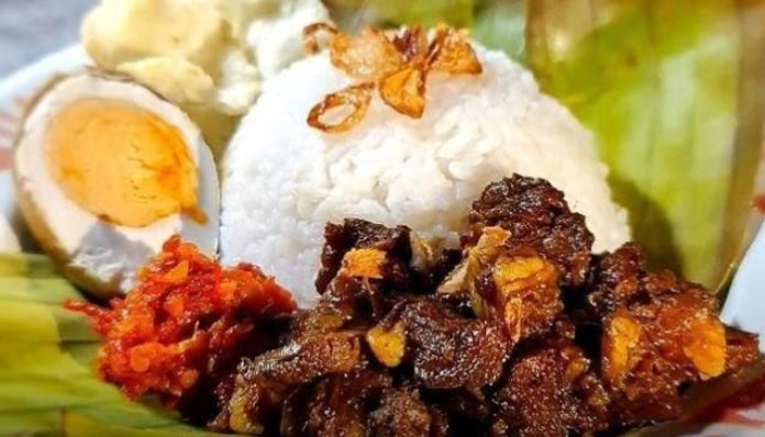 Nasi Jagal Khas Tangerang (Foto/Pinterest)