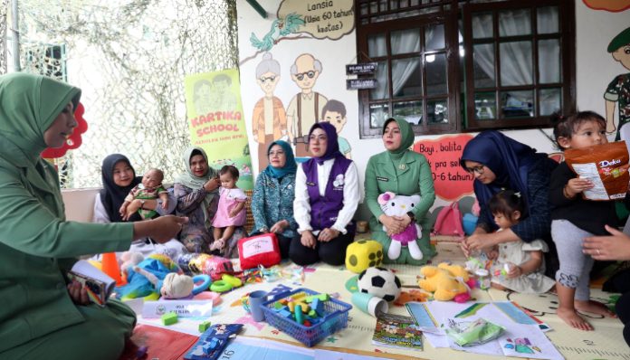 Tinawati Andra Soni Tinjau Posyandu Mawar