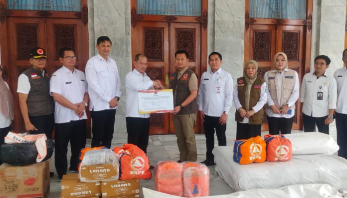 Wakil Bupati Serang terima untuk penanganan bencana.