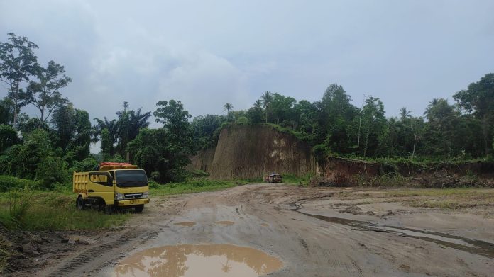Salah satu tambang pasir di Kelurahan Bagendung, Cilegon (Bantentv.com/ Ali)