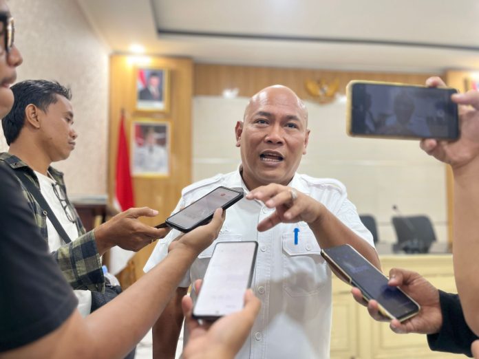 Kepala Disparpora Kota Serang, Zeka Bachdi. Disparpora Kota Serang melakukan penataan aset dan sarana olahraga (Bantentv.com/ Jaya)