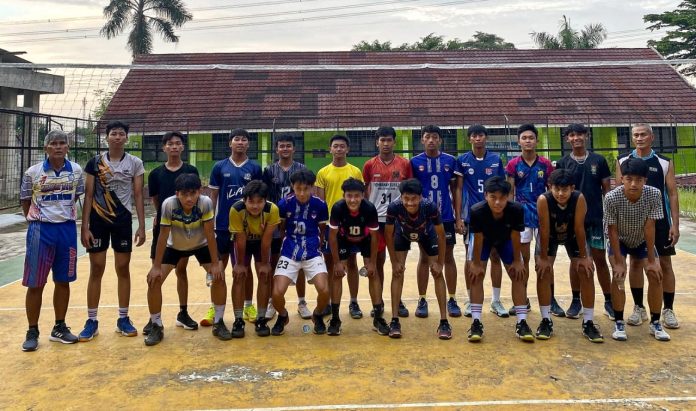 PBVSI Kota Serang mematangkan persiapan atlet jelang POPDA Banten XII (Bantentv.com/ Jaya)