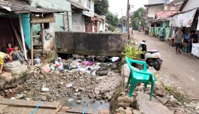 Bangunan Liar di Cimuncang dan Kota Baru