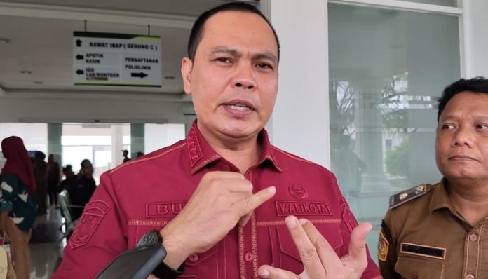 Wali Kota Serang, Budi Rustandi. Pabrik di Walantaka hingga Kawasan Industri Sawah Luhur ditargetkan menyerap ribuan tenaga kerja Kota Serang (Bantentv.com/ Jaya)