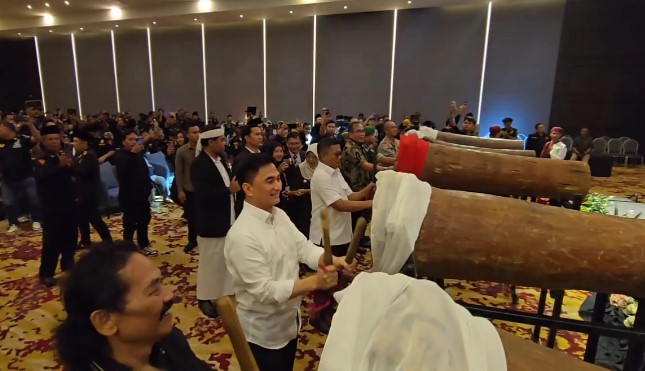 Gubernur Banten Andra Soni menghadiri Musyawarah Nasional (Munas) I Patriot Pemersatu Banten Nasional Indonesia (PPBNI) Satria Banten (Bantentv.com/ Rangga)