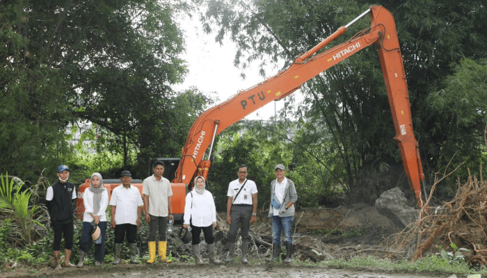 Normalisasi sungai di Kabupaten Serang. 