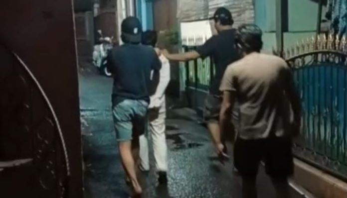 Beraksi Lintas Wilayah, Pelaku Curanmor Bersenjata Airsoft Gun Dibekuk Polisi. (Foto: Istimewa)
