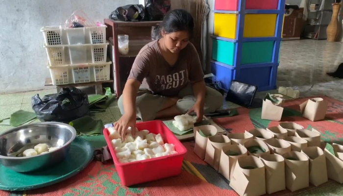 Apem Bohay, Takjil Primadona Pandeglang yang Laris Manis Saat Ramadhan