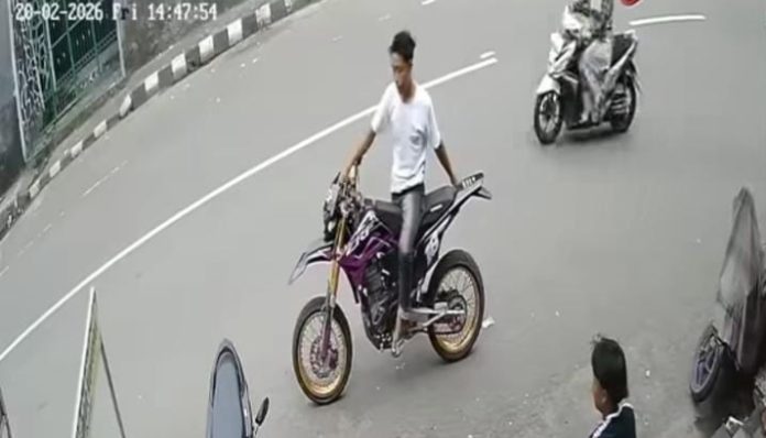 Rekaman CCTV di sekitar areal makam pahlawan