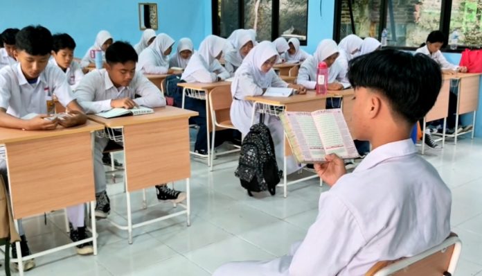 Serang Mengaji Budi Agis di SMPN 15 Kota Serang