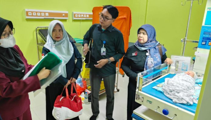 Komnas PA Desak Polisi Ungkap Motif Pembuangan Bayi di Tanara. (Foto: Bantentv.com)