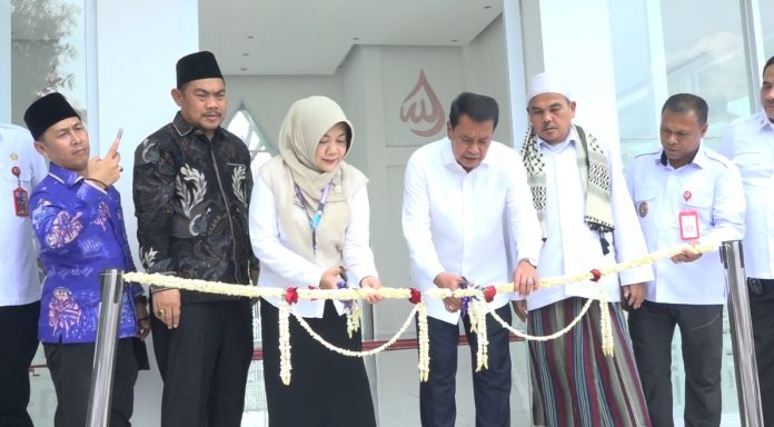 Maesyal Rasyid meresmikan IGD Baru RSUD Balaraja (Bantentv.com)