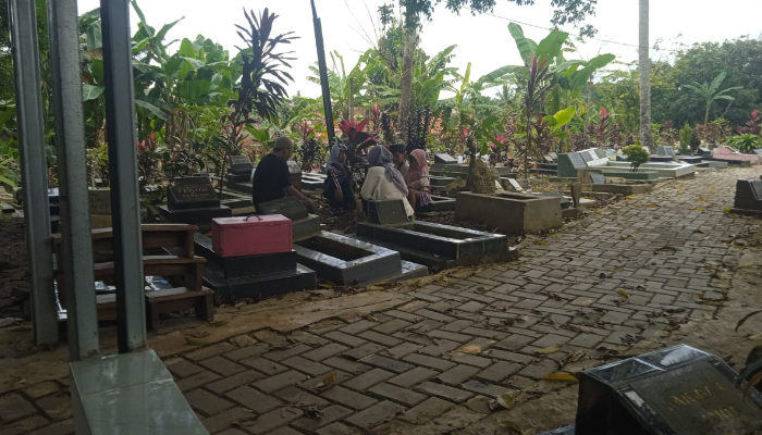 Tradisi Jelang Puasa, Ziarah Kubur Jadi Momen Refleksi Spiritual