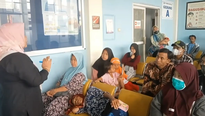 Puskesmas Jawilan menggelar skrining gratis deteksi dini kanker serviks (Bantentv.com/ Riki)