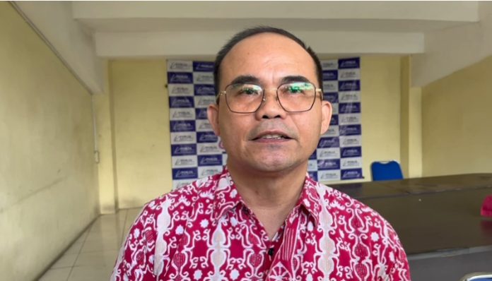 Anggota DPRD Banten dari Fraksi PDIP, Yeremia Mendrofa