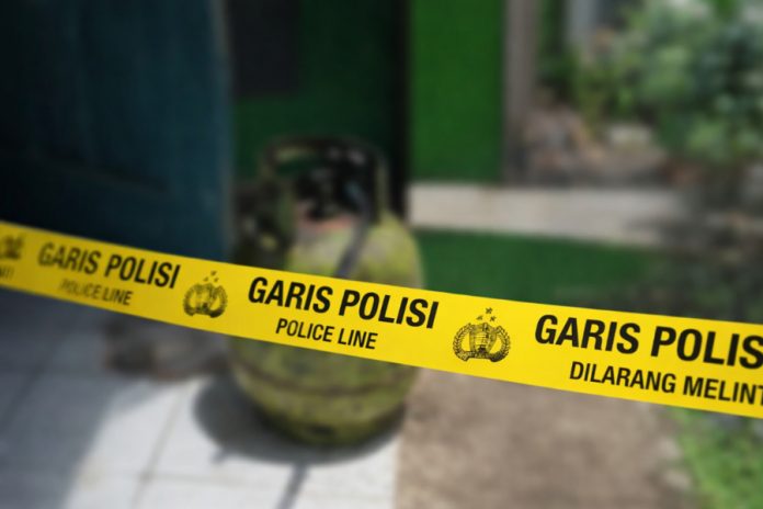 Warga Cikande jadi korban penganiayaan menggunakan tabung gas LPG 3 kilogram.