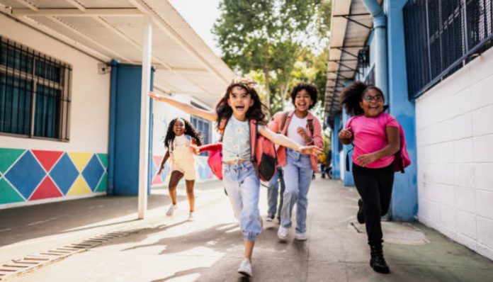 Cara Bangkitkan Semangat Kembali ke Sekolah