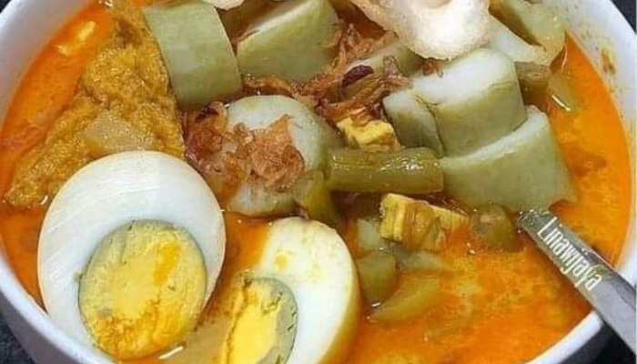 Sayur Ketupat Gurih (Foto: Pinterest)