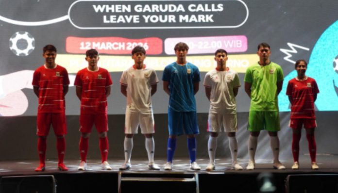 Jersey baru Timnas Indonesia dengan motif batik sebagai simbol identitas budaya